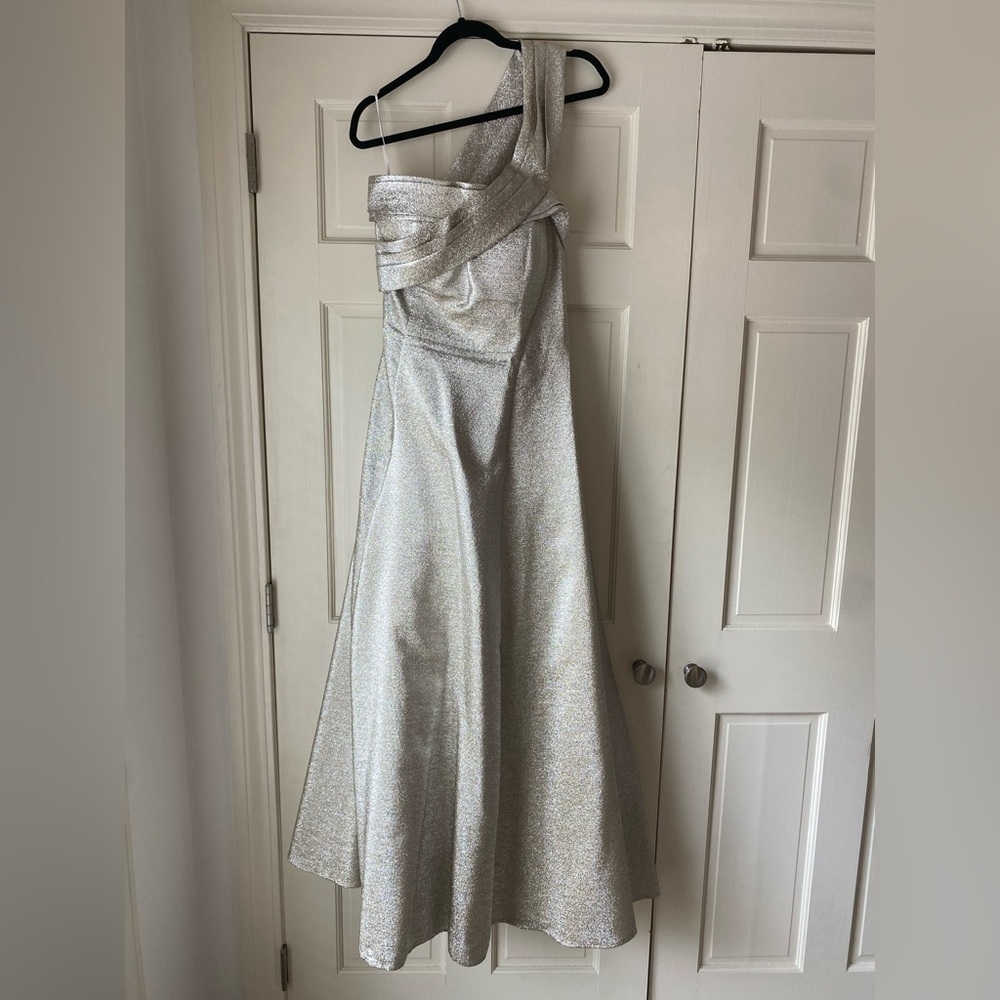 Elegant Silver One-Shoulder Dress